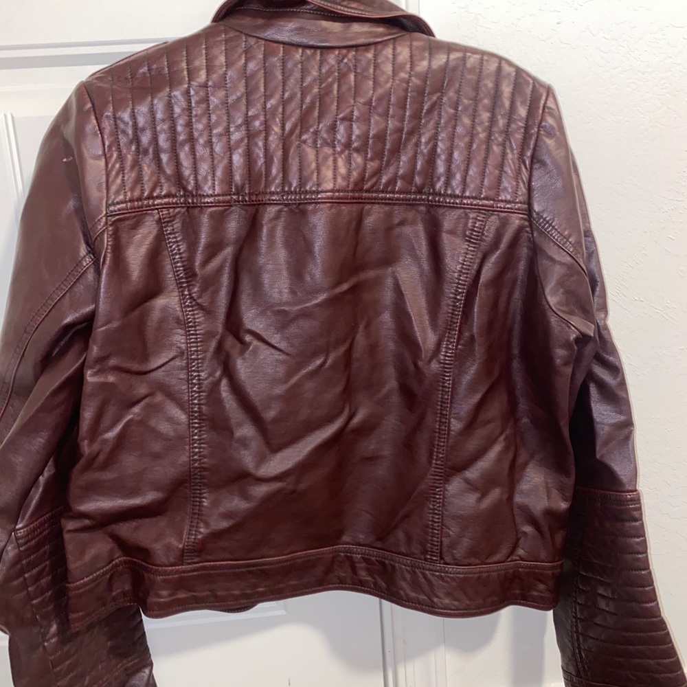 Leather jacket - Picture 5 of 5